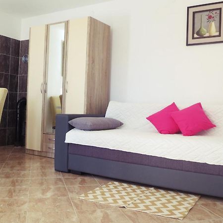 Sveti Anton  Apartment & Studio Vrdoljak חדר תמונה