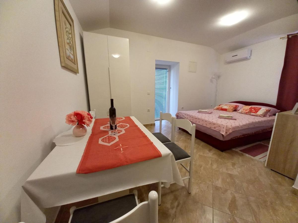 Sveti Anton  Apartment & Studio Vrdoljak מראה חיצוני תמונה